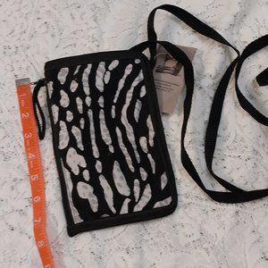 2836 Animal Print Smart Phone Crossbody Zippered Wallet Bag